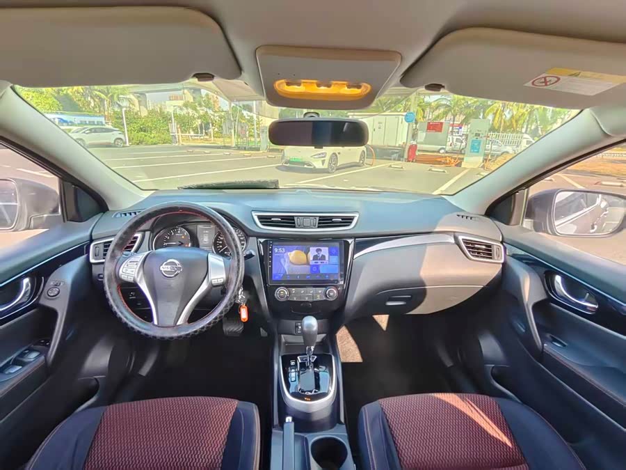 Nissan Qashqai 2017 car image #6