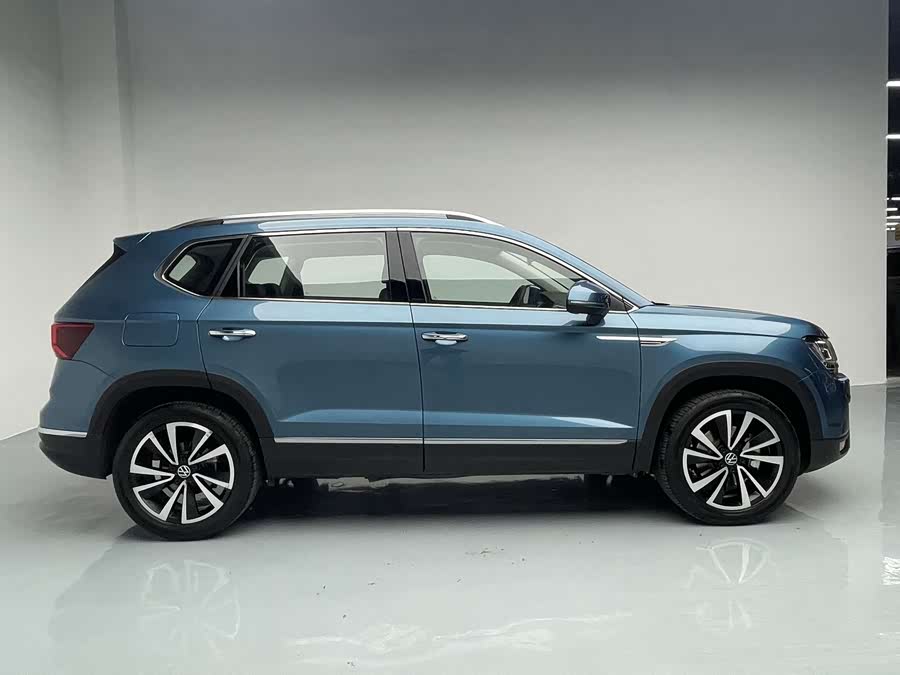 Volkswagen Tharu 2022 car image #6