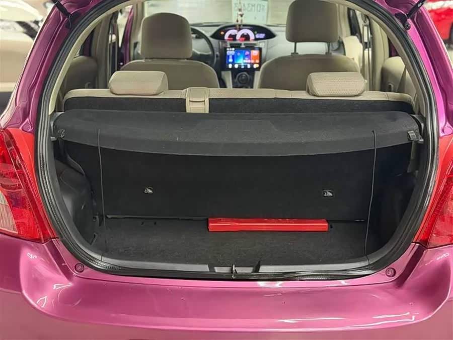 Toyota Yaris 2013 imagem de carro #6