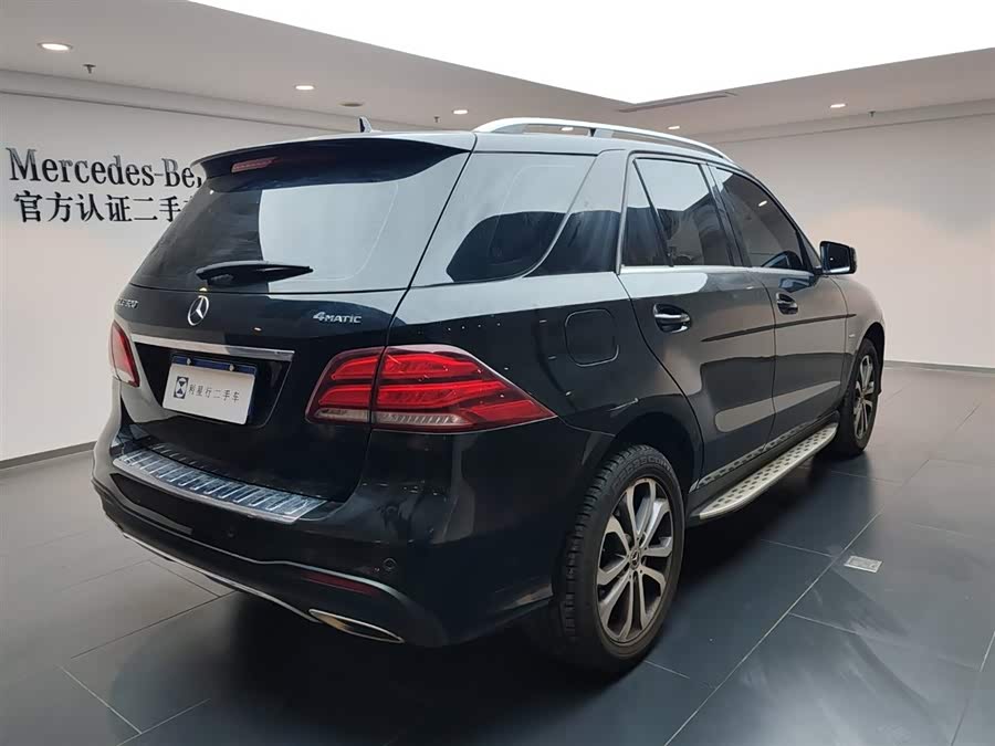 Mercedes-Benz GLE Class 2018 #6 Mercedes-Benz GLE Class 2018 car image #6