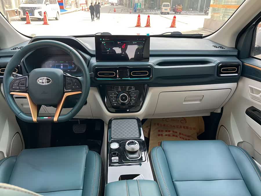 SWM斯威汽车 SWM斯威大虎EDi 2025 汽车图片 #6