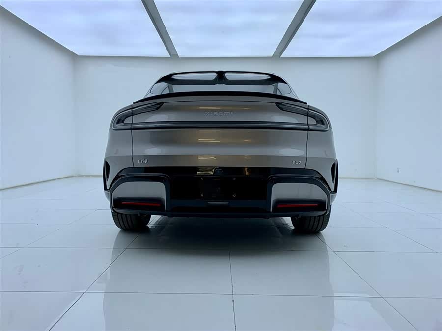 MI YU7 2025 car image #6