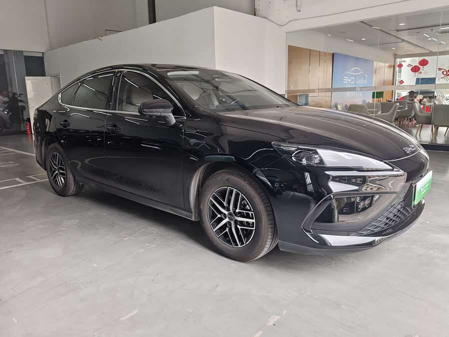 BYD Seal 05 DM-i 2025 car image #6