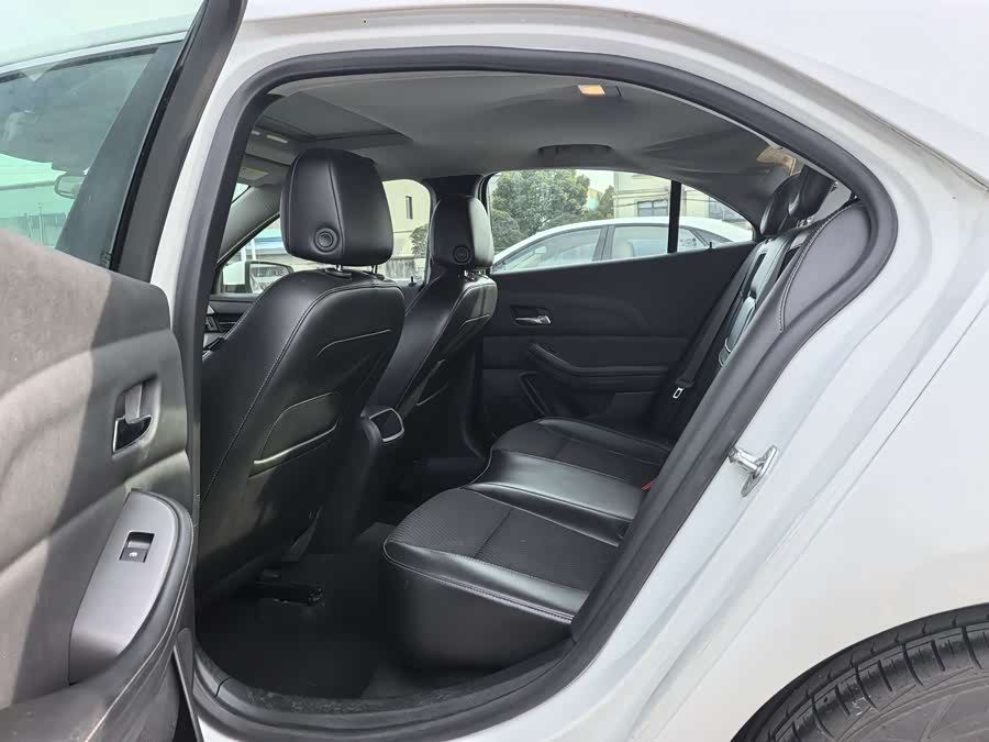 Chevrolet Malibu 2014 car image #6