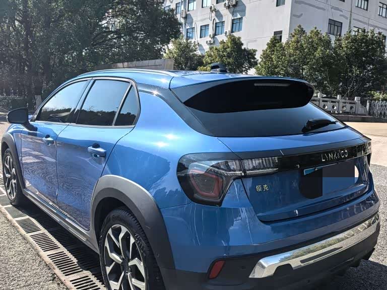 Lynk & Co 02 2019 #6 Lynk & Co 02 2019 car image #6