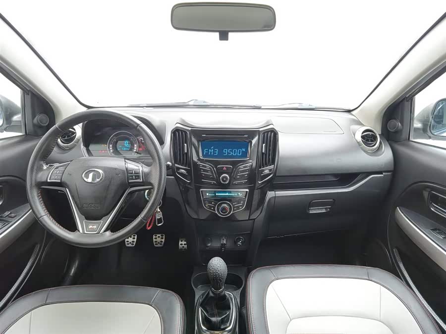 Great Wall M4 2014 car image #6