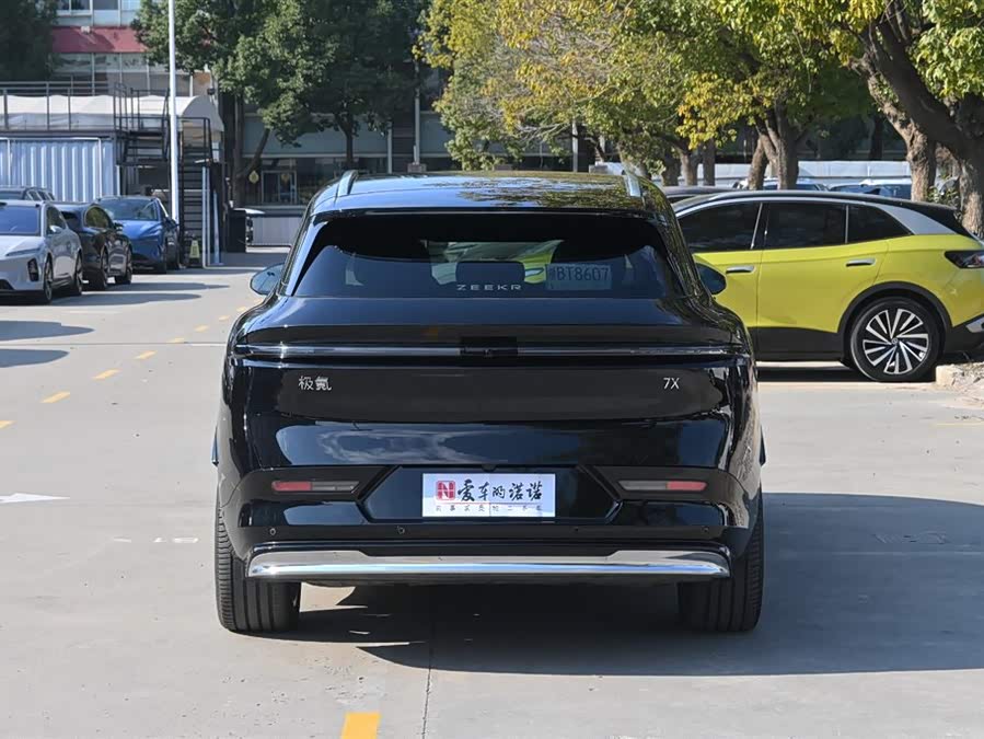 Zeekr 7X 2024 imagen de coche #6