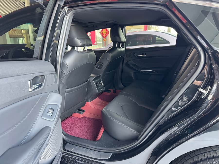 Toyota Avalon 2020 car image #6