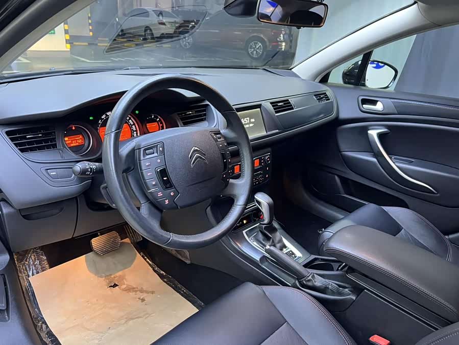 Citroen C5 2016 car image #6