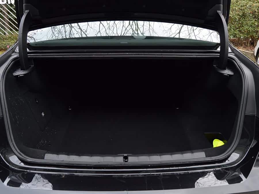 BMW i7 2024 #6 BMW i7 2024 car image #6