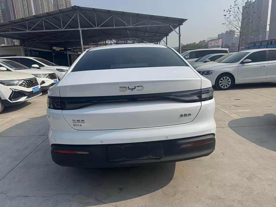 BYD Seal 05 DM-i 2025 car image #6