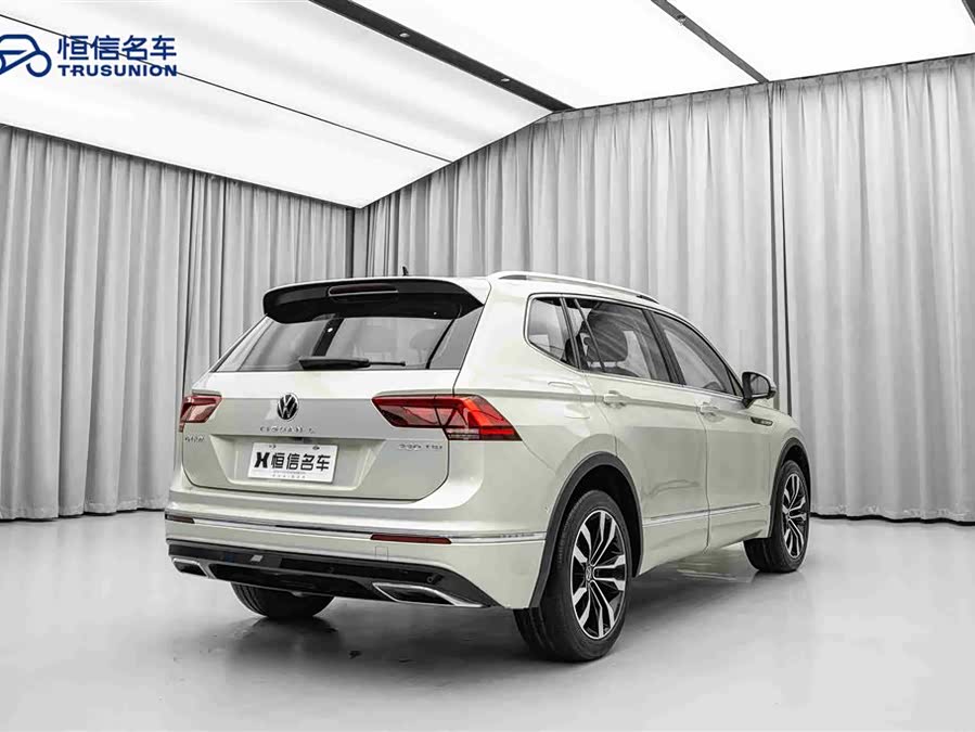 Volkswagen Tiguan L 2020 #6 Volkswagen Tiguan L 2020 car image #6