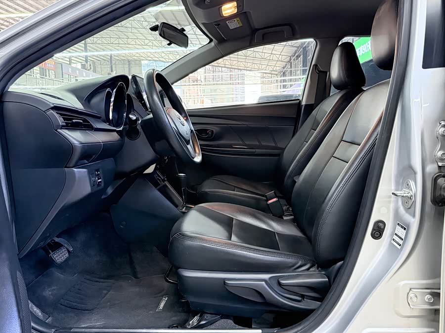 Toyota Yaris L Zhixiang 2021 صورة سيارة #6