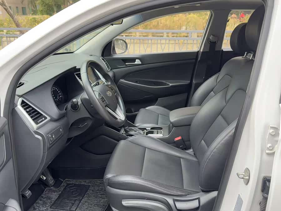 Hyundai Tucson 2016 #6 Hyundai Tucson 2016 car image #6