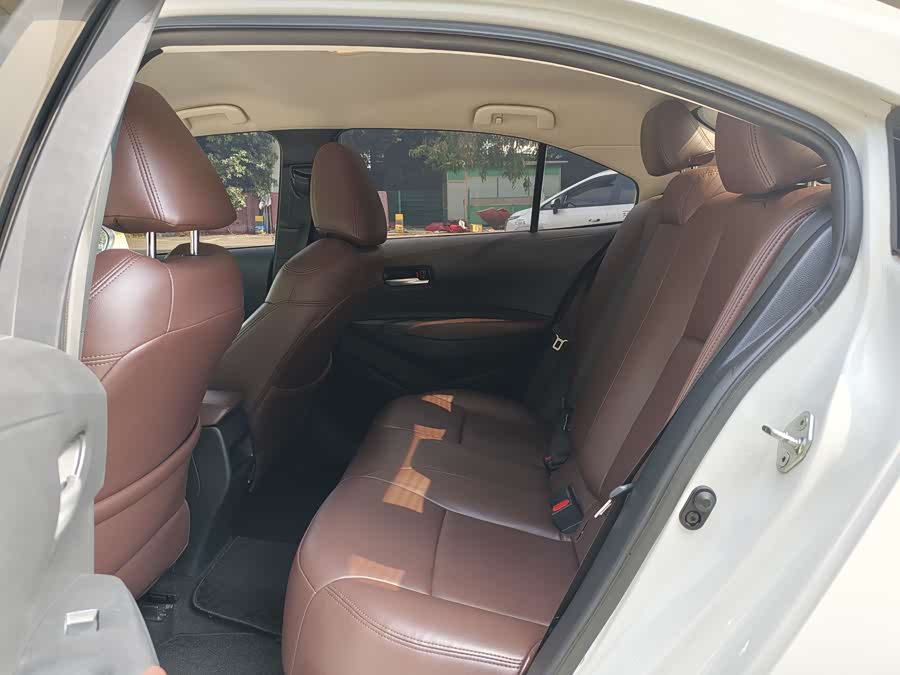 Toyota Corolla 2022 immagine di auto #6