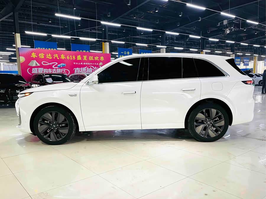 Li L6 2024 imagen de coche #6