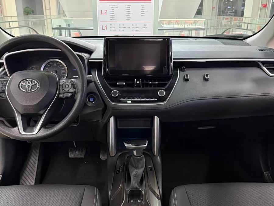 Toyota Frontlander 2022 car image #6