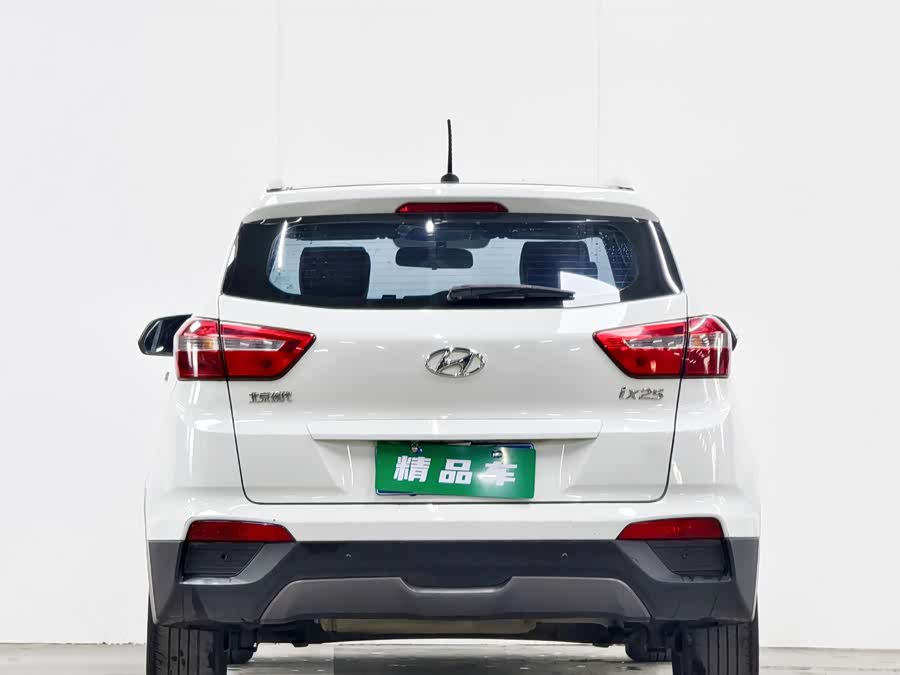 Hyundai ix25 2015 #6 Hyundai ix25 2015 car image #6