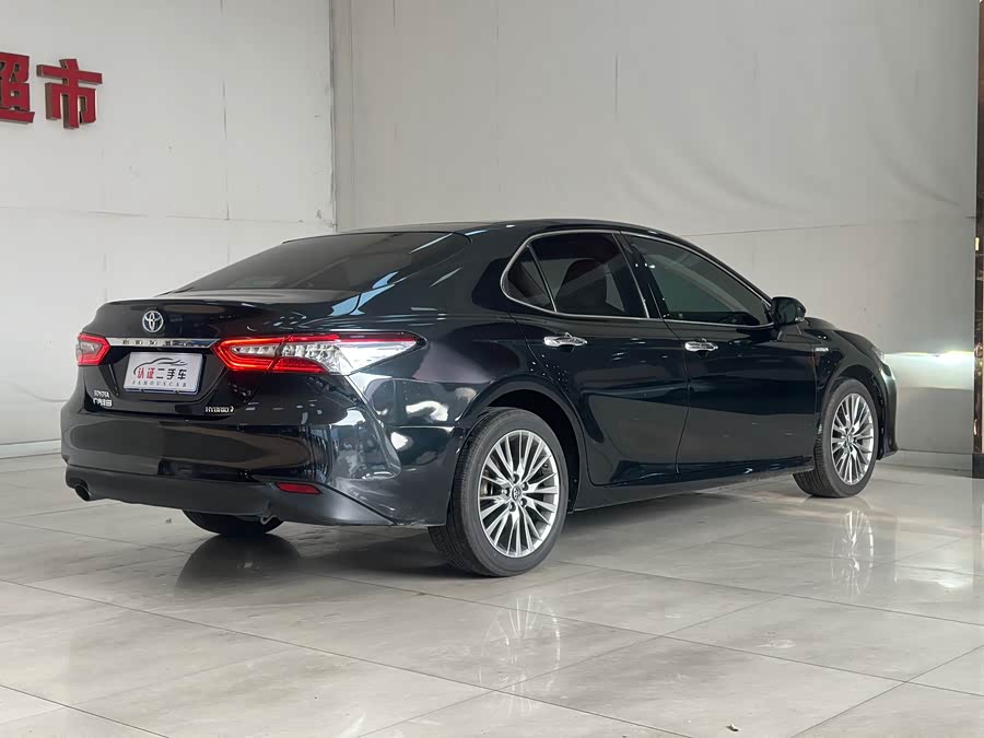 Toyota Camry 2018 car image #6