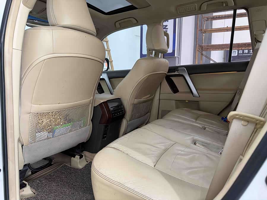 Toyota Land Cruiser Prado 2017 immagine di auto #6