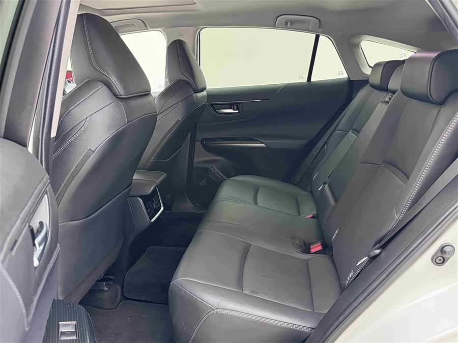 Toyota Venza 2024 immagine di auto #6