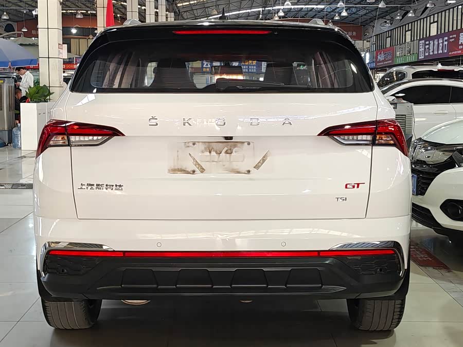 Skoda Kamiq 2021 изображение автомобиля #6