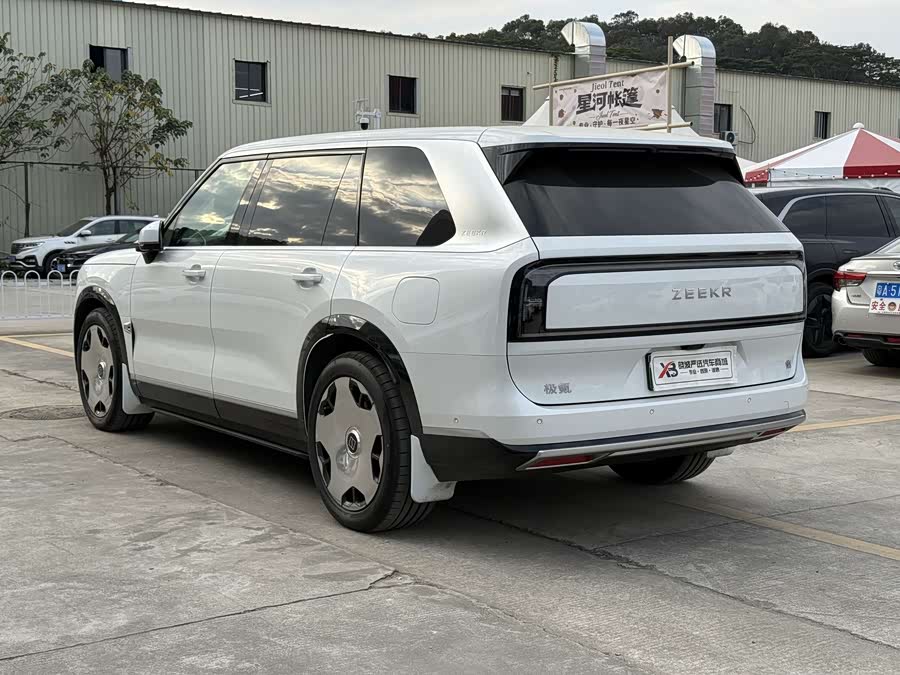 Zeekr 9X 2025 #6 Zeekr 9X 2025 car image #6