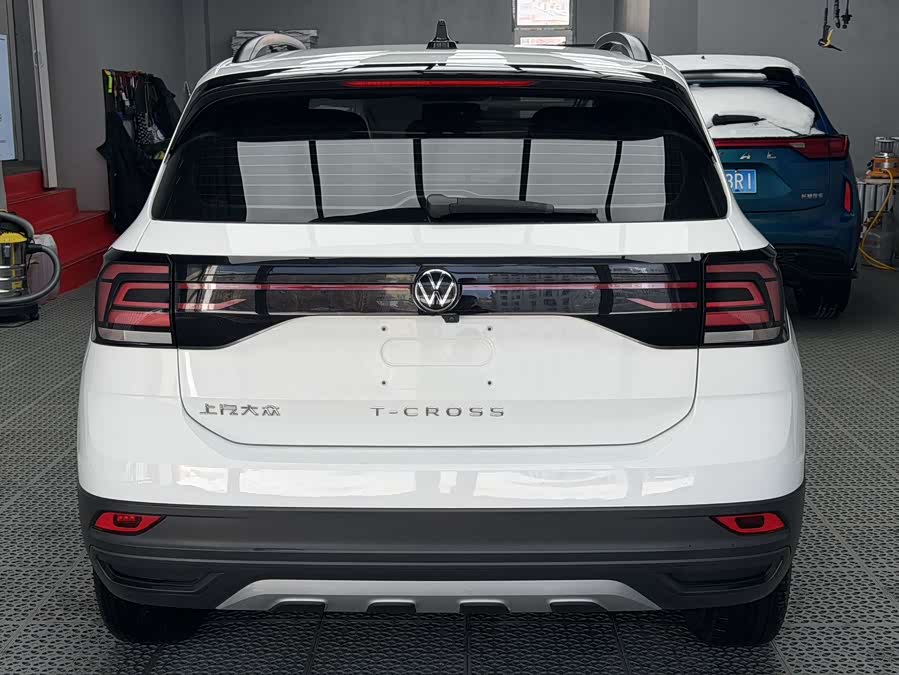 Volkswagen T-Cross 2022 car image #6