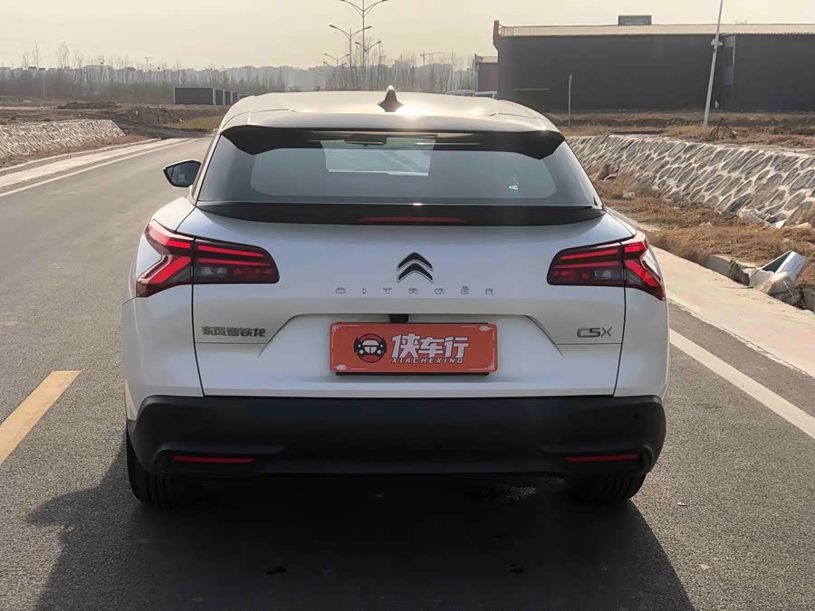 Citroen C5 X 2024 car image #6