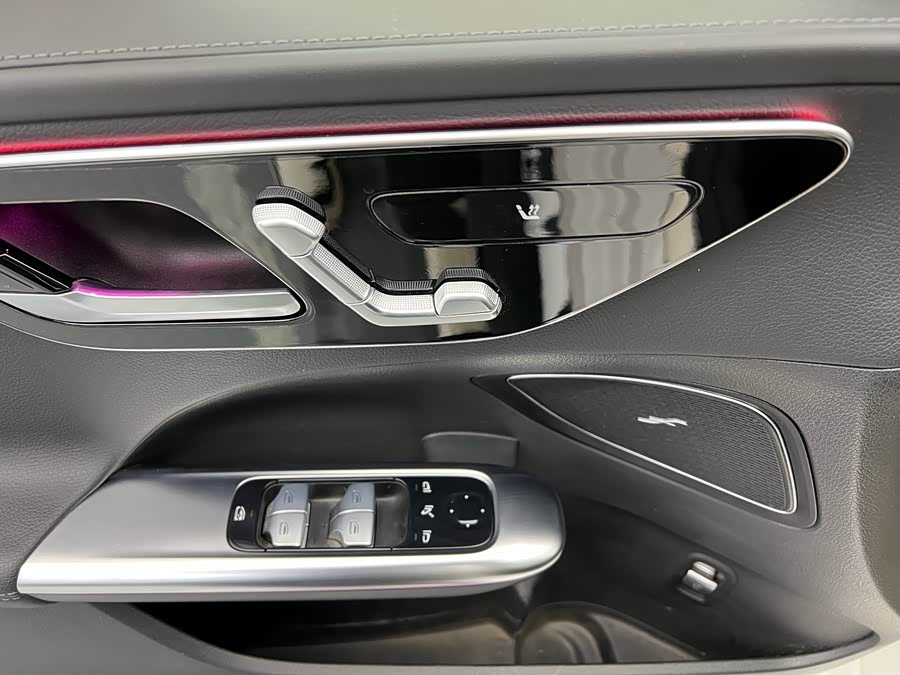 Mercedes-Benz C Class 2024 car image #6