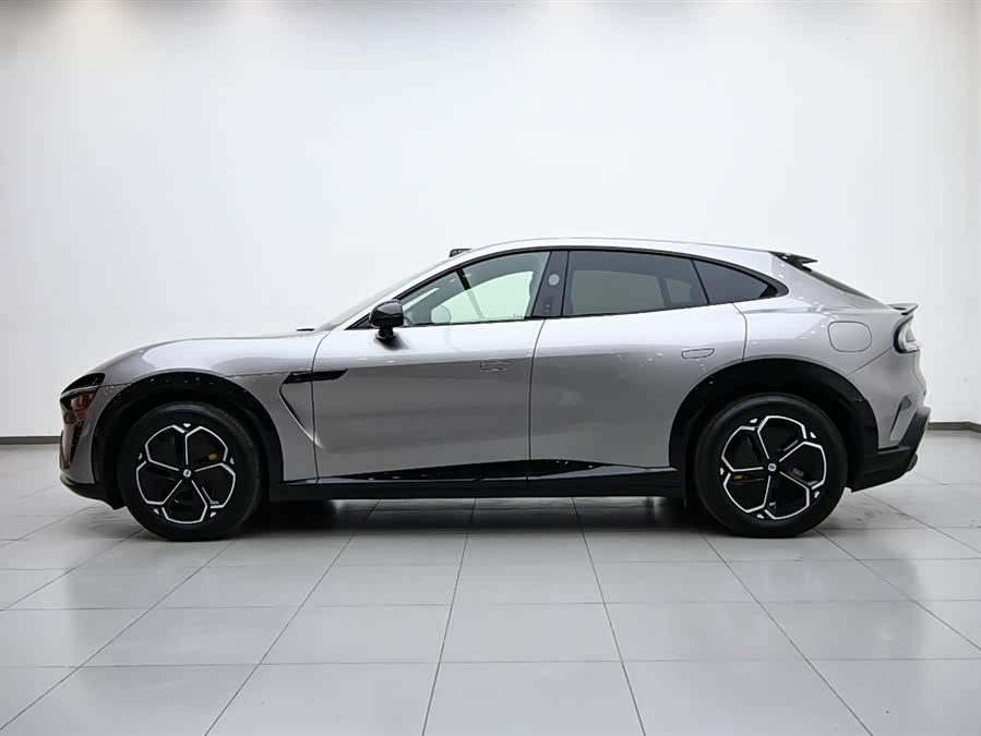 MI YU7 2025 image de voiture #6