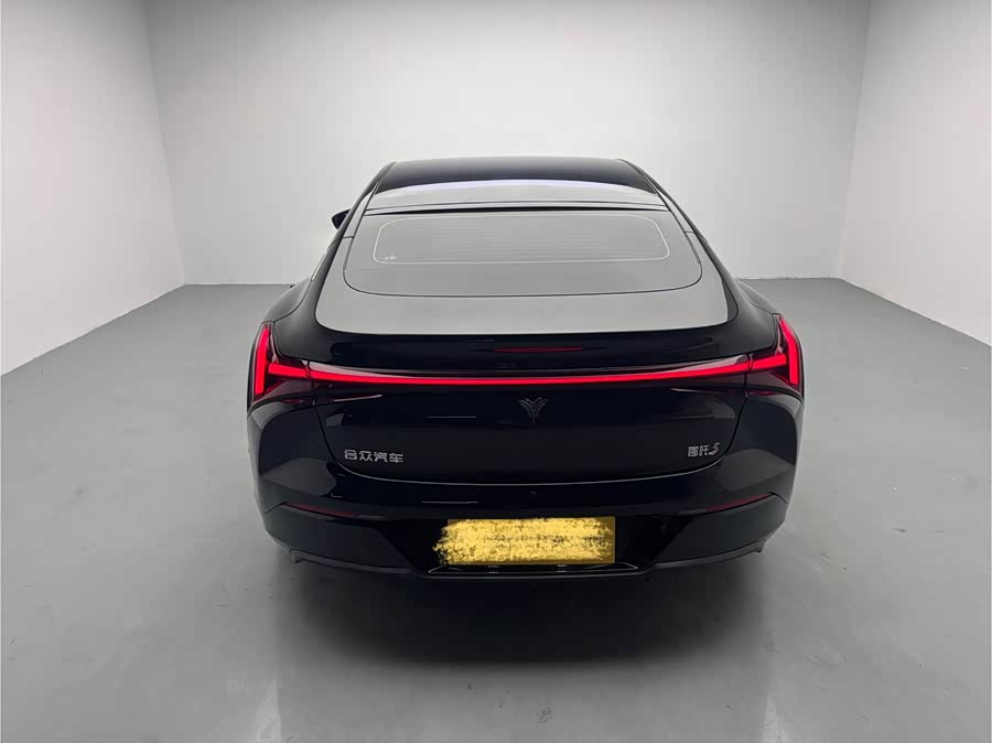 哪吒汽车 哪吒S 2023 汽车图片 #6