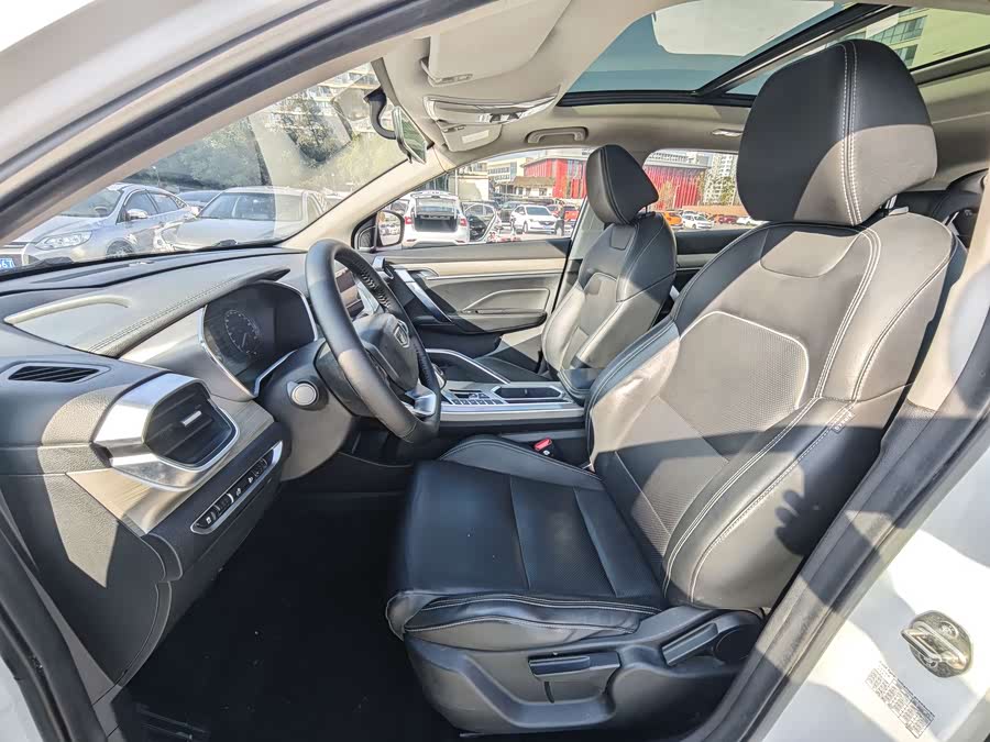 GEELY Coolray 2018 car image #6