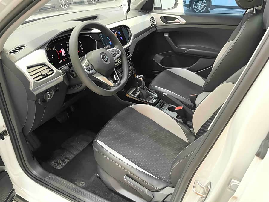 Volkswagen Tacqua 2023 car image #6