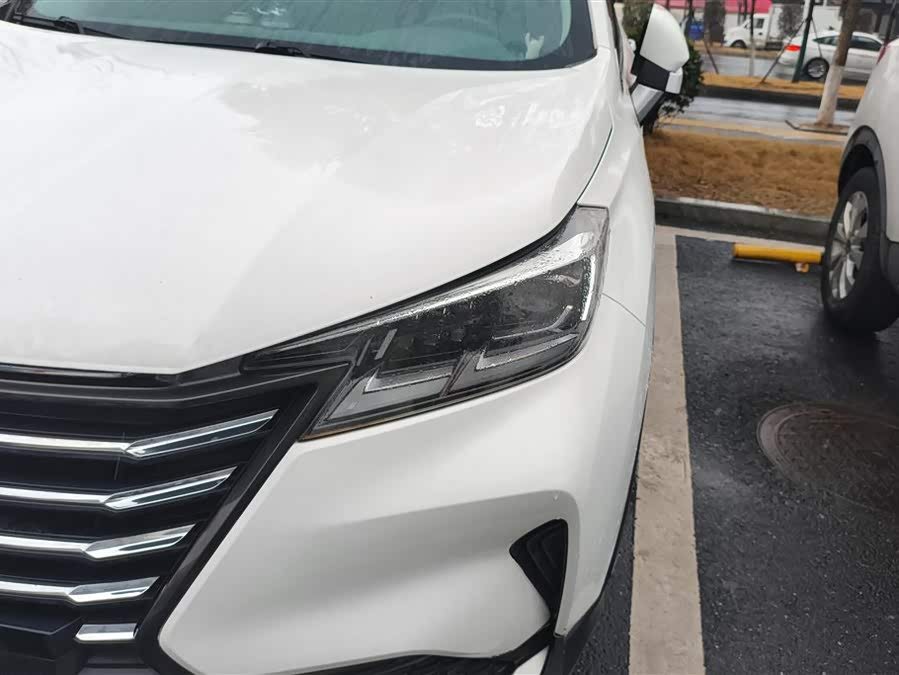 Changan CS15 2019 immagine di auto #6