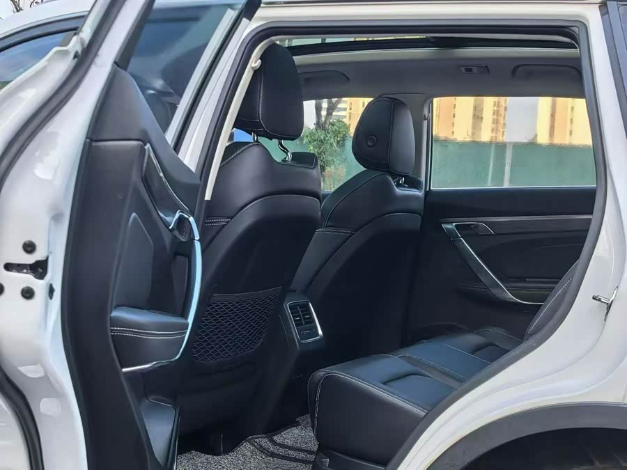 GEELY Boyue 2020 immagine di auto #6