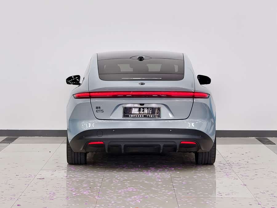 蔚来 蔚来ET5 2023 汽车图片 #6