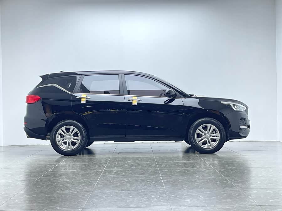 Haval M6 2020 #6 Haval M6 2020 car image #6