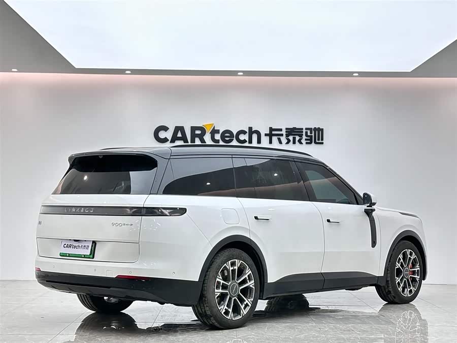 Lynk & Co 900 2025 car image #6