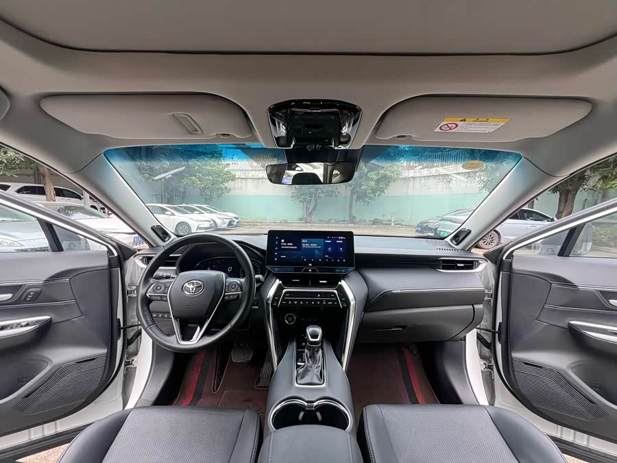 Toyota Venza 2022 صورة سيارة #6