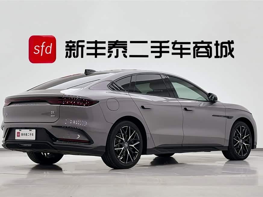 BYD Han 2025 car image #6
