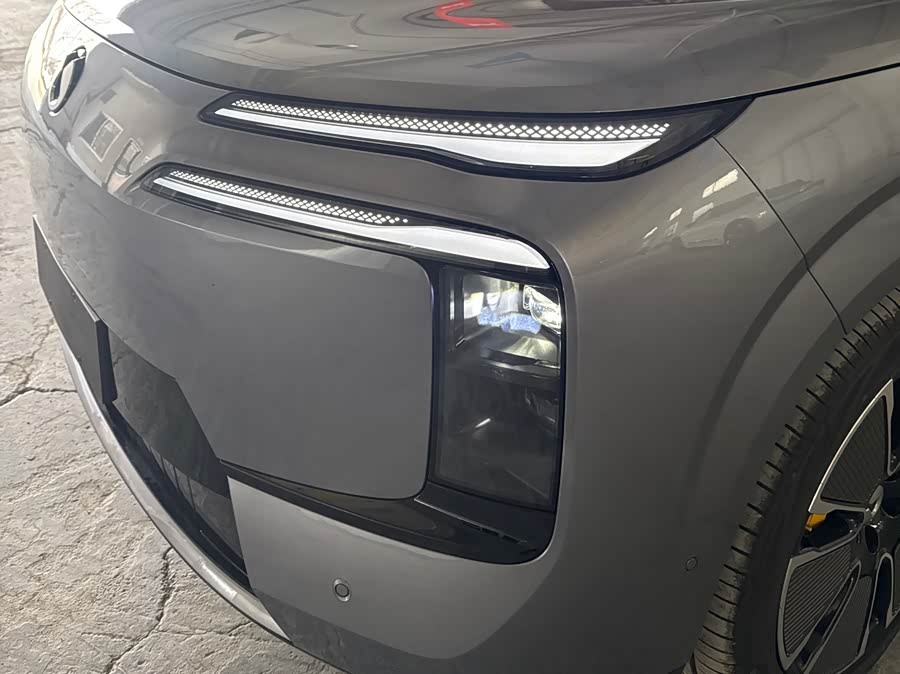 Denza #6 Denza car image #6