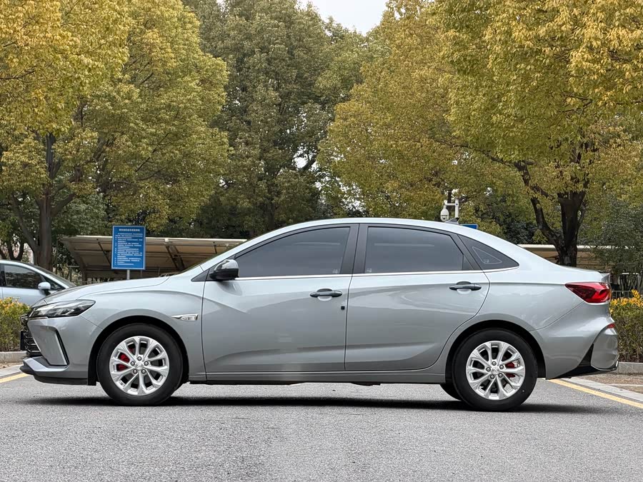 Chevrolet Monza 2024 #6 Chevrolet Monza 2024 car image #6