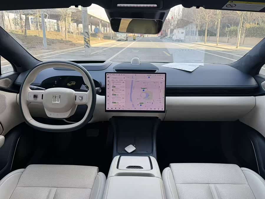 极氪 极氪007 2024 汽车图片 #6