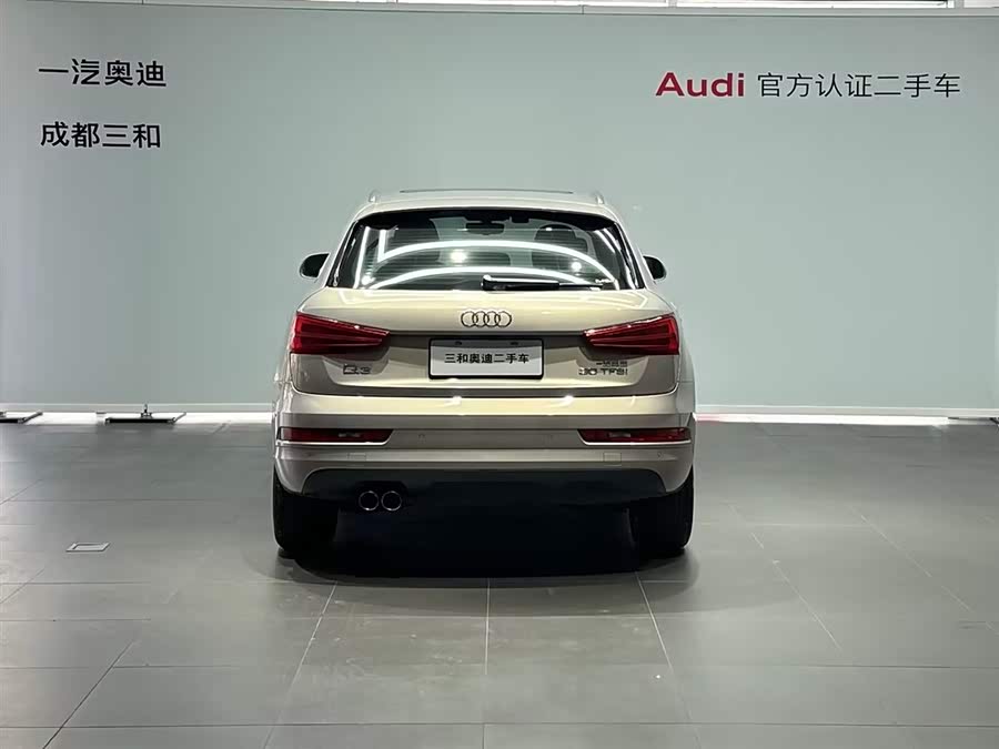 Audi Q3 2019 car image #6