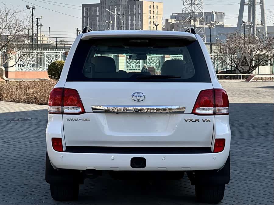 Toyota Land Cruiser 2011 immagine di auto #6