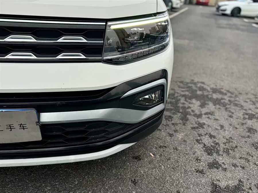 Volkswagen T-Cross 2020 #6 Volkswagen T-Cross 2020 car image #6