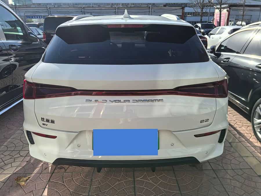 BYD e2 2020 изображение автомобиля #6