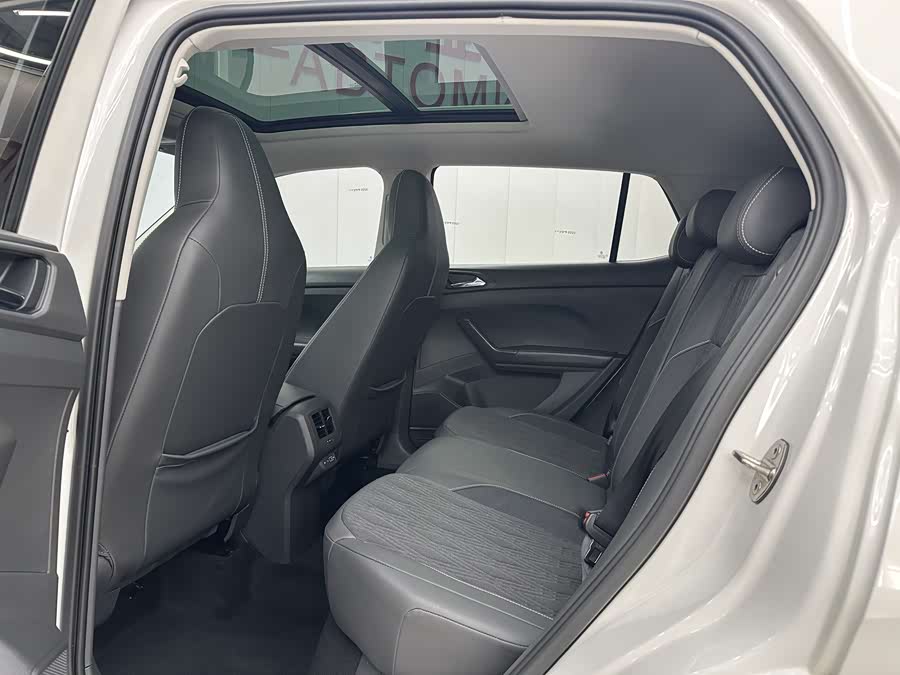 Volkswagen T-Cross 2021 #6 Volkswagen T-Cross 2021 car image #6