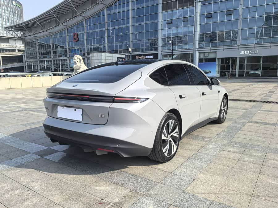 NIO ET5 2024 imagen de coche #6